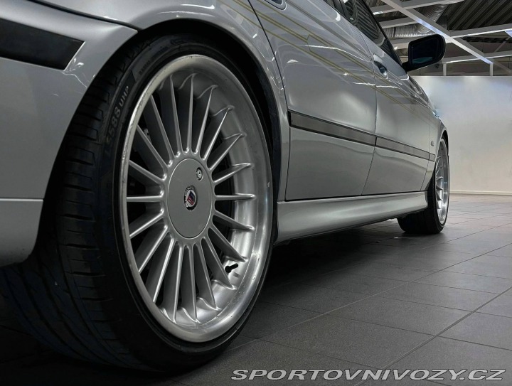 Alpina B10 V8 Sedan Switch-Tronic 1997