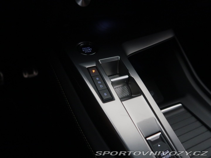 Peugeot 308 GT Line Hybrid 225 2022