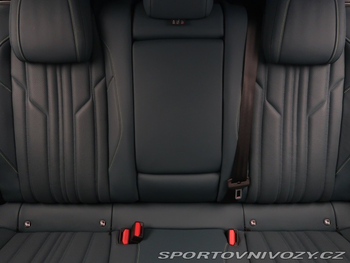 Peugeot 308 GT Line Hybrid 225 2022