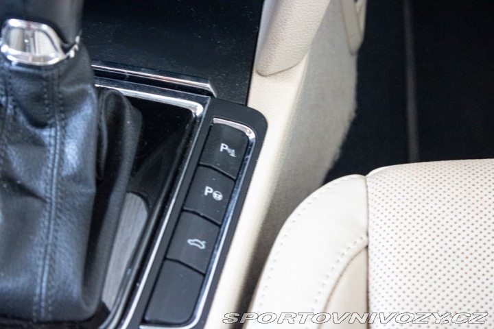 Škoda Superb Combi 3.6 FSI V6 4x4 Ele 2013
