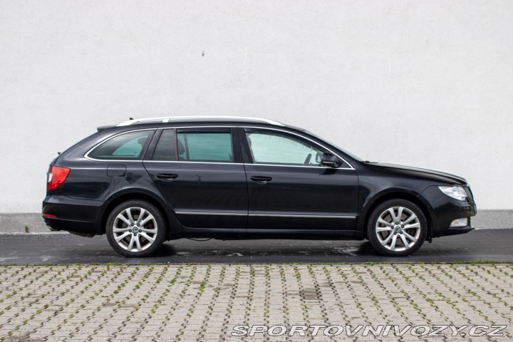 Škoda Superb Combi 3.6 FSI V6 4x4 Ele 2013
