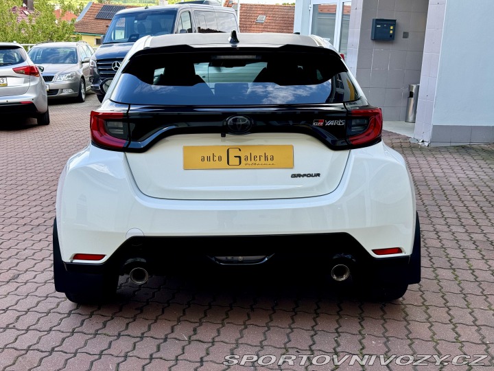 Toyota Yaris GR SPORT 2021