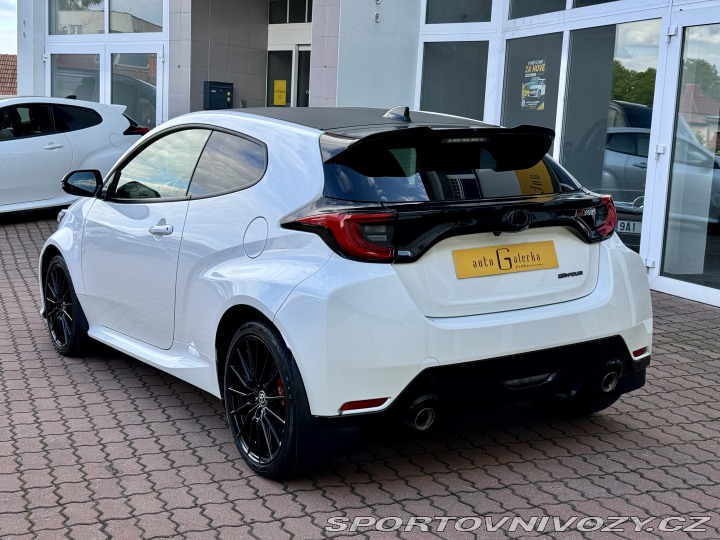 Toyota Yaris GR SPORT 2021