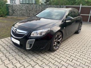 Opel Insignia OPC 239kw 2010