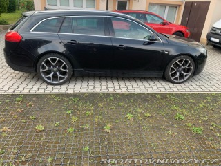 Opel Insignia OPC 239kw 2010