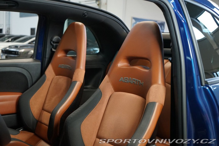 Fiat 500 CABRIO ITALIA*AKRAPOVIC*M 2011