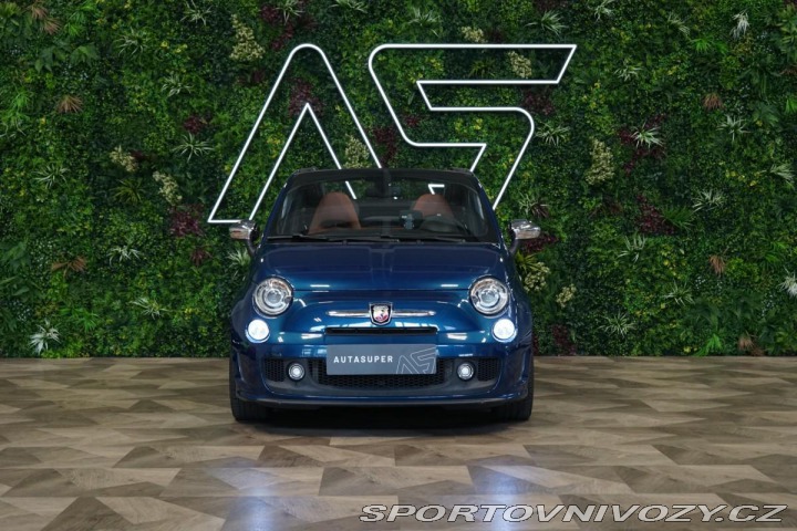 Abarth 500 C CABRIO ITALIA*AKRAPOVIC 2011