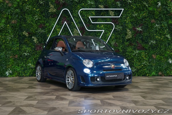 Fiat 500 CABRIO ITALIA*AKRAPOVIC*M 2011