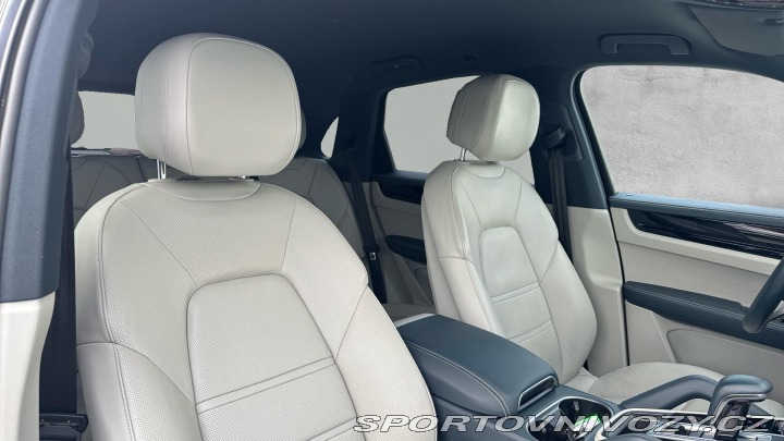 Porsche Cayenne E Hybrid 2020