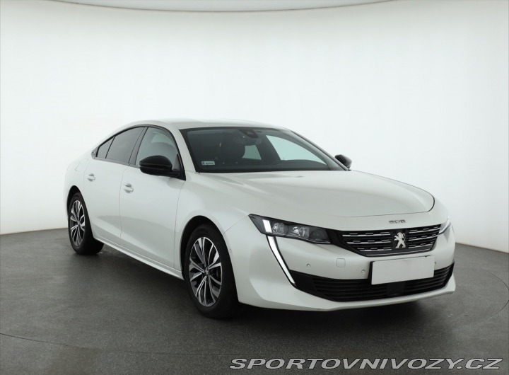 Peugeot 508 Hybrid 225 2022