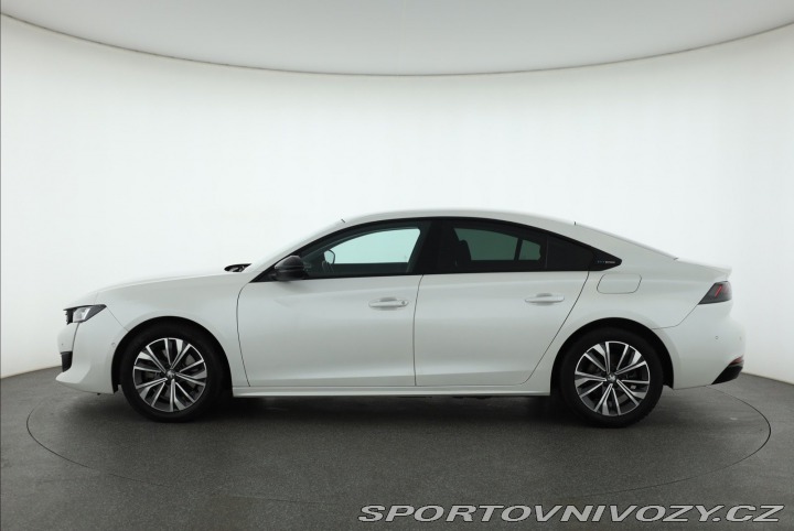 Peugeot 508 Hybrid 225 2022