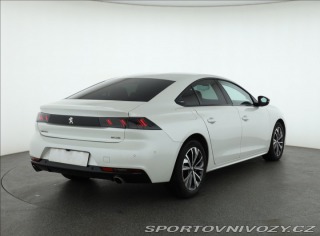 Peugeot 508 Hybrid 225 2022