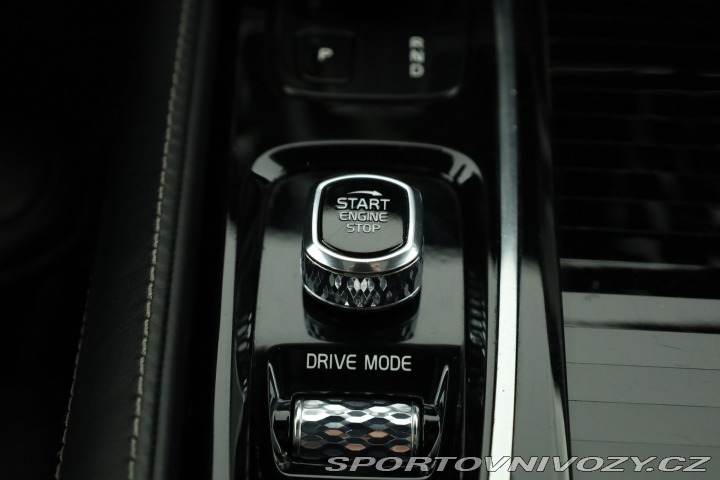 Volvo V90 T8 Twin Engine AWD 2020