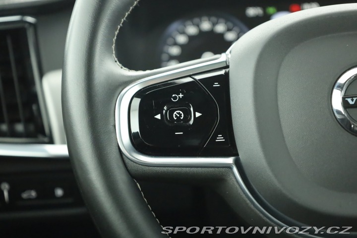 Volvo V90 T8 Twin Engine AWD 2020
