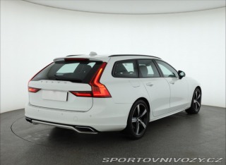 Volvo V90 T8 Twin Engine AWD 2020