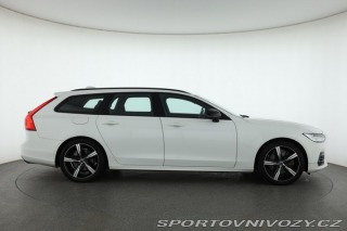 Volvo V90 T8 Twin Engine AWD 2020