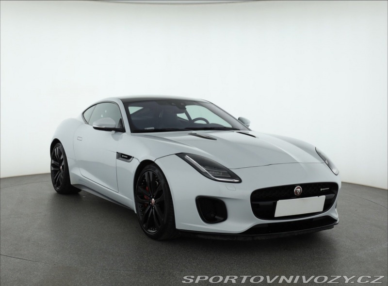 Jaguar F-Type i4 300 Turbo