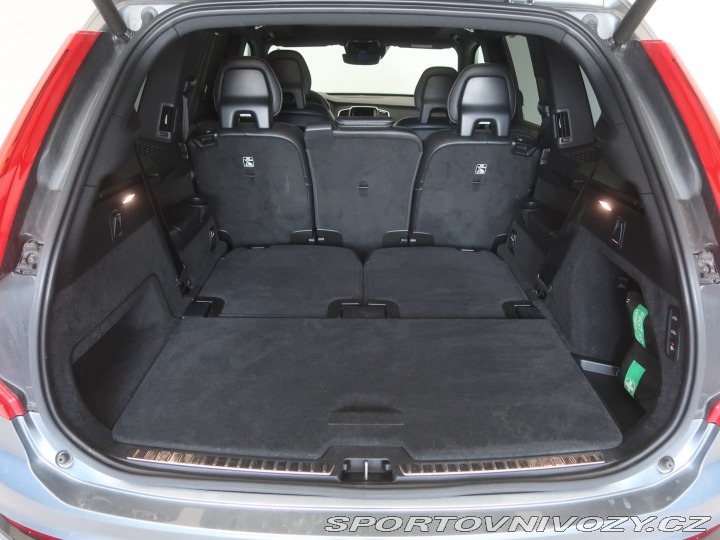 Volvo Ostatní modely XC90 R-Design T8 Twin Engine A 2020