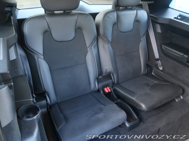 Volvo Ostatní modely XC90 R-Design T8 Twin Engine A 2020
