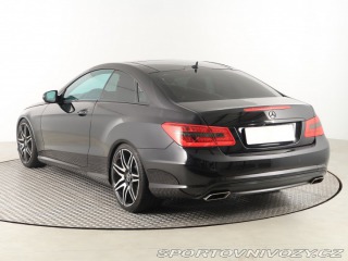 Mercedes-Benz E Classic E 500 2010
