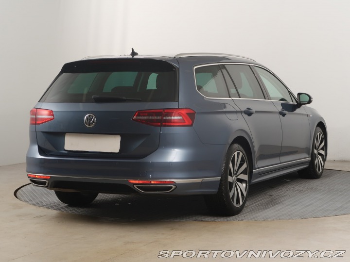 Volkswagen Ostatní modely Passat R-Line 2.0 BiTDI 2016