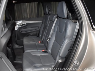 Volvo Ostatní modely XC90 2,0 T8 AWD B&W,Vzduch 2020