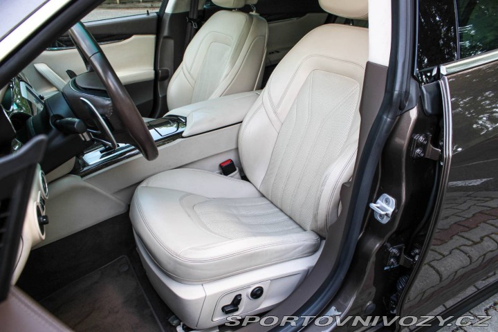 Maserati Quattroporte S Q4 / AJ NA SPLÁTKY / P 2014