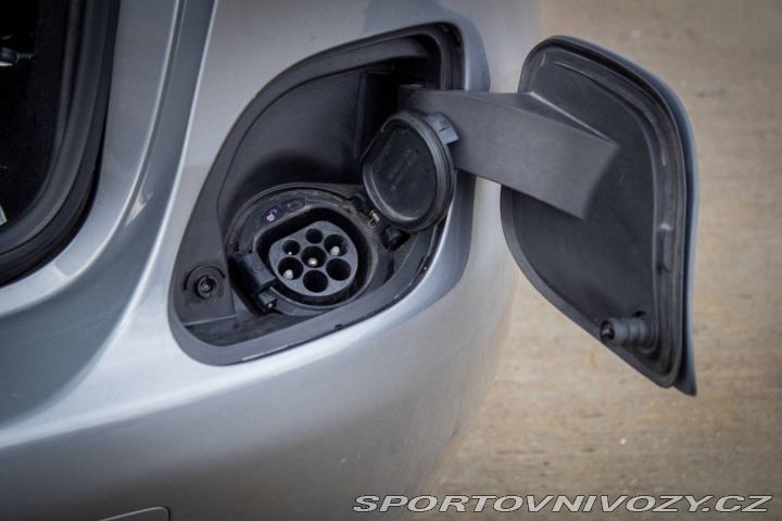 Mercedes-Benz C Kombi 350e , Plug-in hyb 2016
