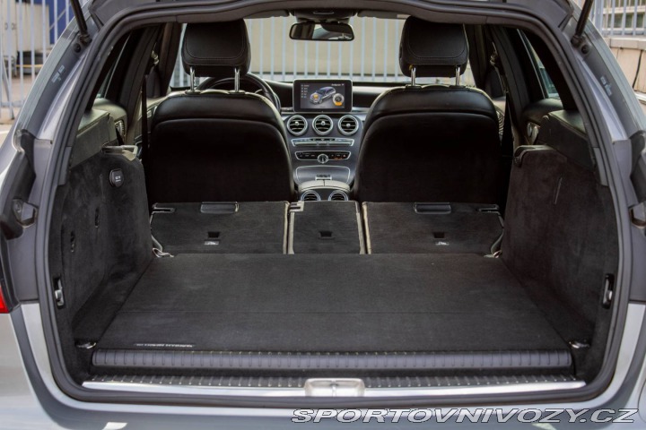 Mercedes-Benz C Kombi 350e , Plug-in hyb 2016