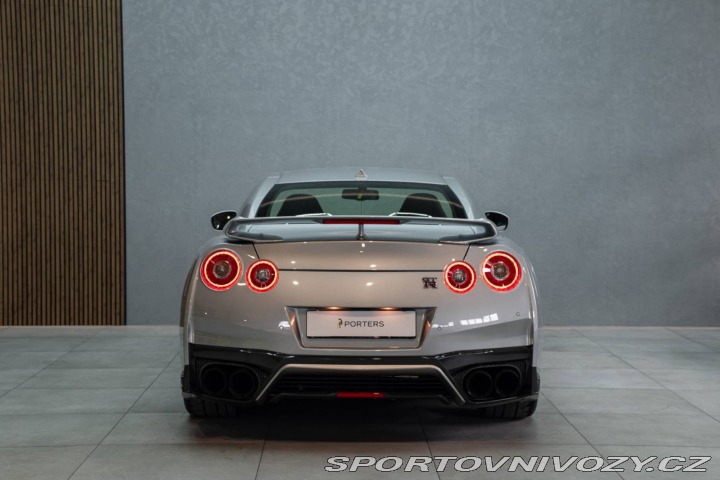 Nissan GT-R 2017