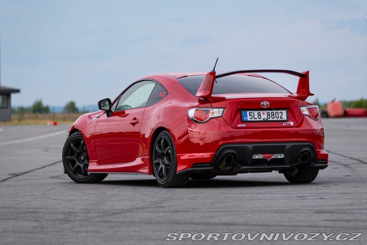 Toyota GT86 2012