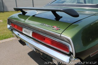 Dodge Challenger R/T SE 383 V8, manuál 1970
