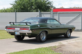 Dodge Challenger R/T SE 383 V8, manuál 1970