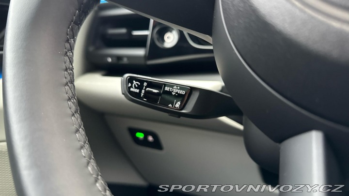 Porsche Macan 4 Electric 2024