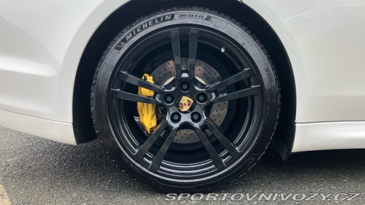 Porsche Panamera Turbo S 2012