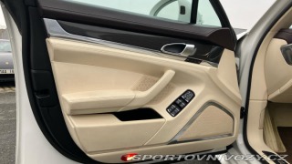 Porsche Panamera Turbo S 2012
