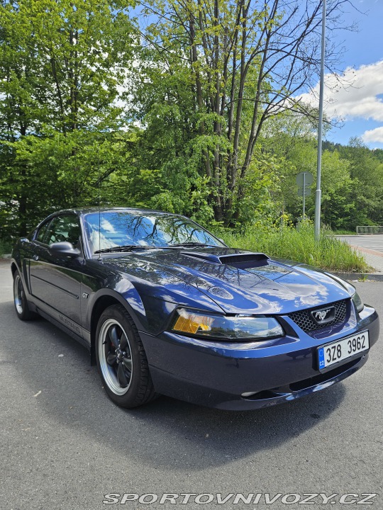Ford Mustang Bullitt 2001