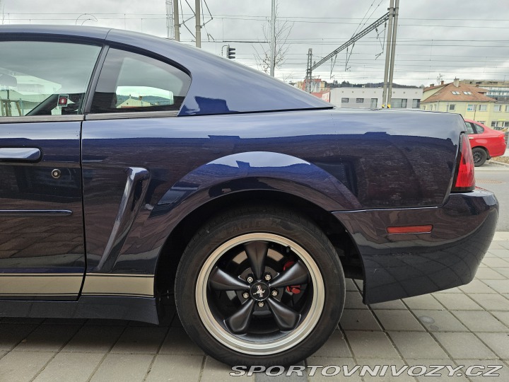 Ford Mustang Bullitt 2001