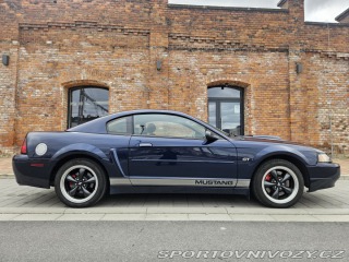 Ford Mustang Bullitt 2001