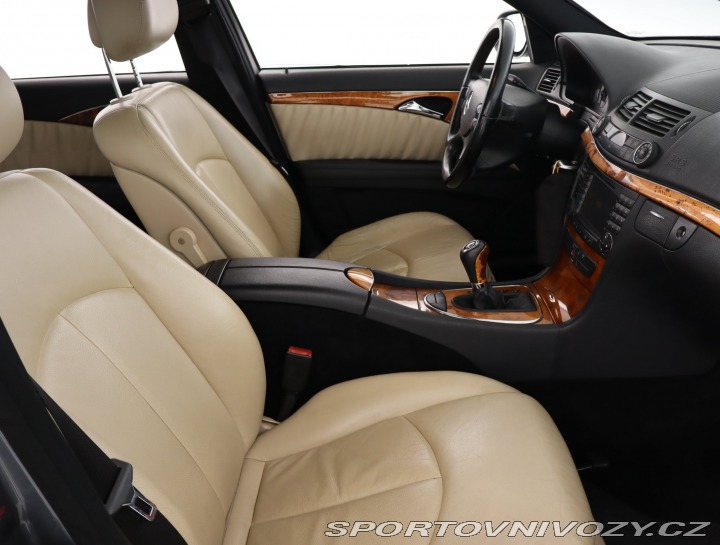 Mercedes-Benz E Avantgarde E 320 CDI 2006