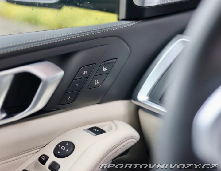 BMW X5 50e xDrive M SPORT *SkyL 2024