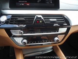 BMW 6  2020