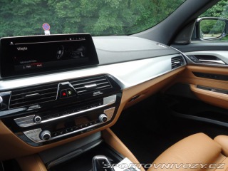 BMW 6  2020