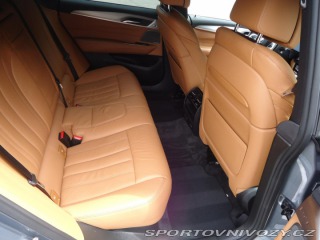 BMW 6  2020