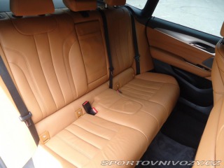 BMW 6  2020