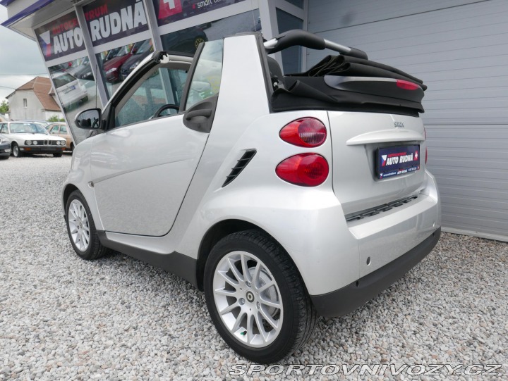 Smart Fortwo 0,8 cdi Cabrio REZERVACE 2008