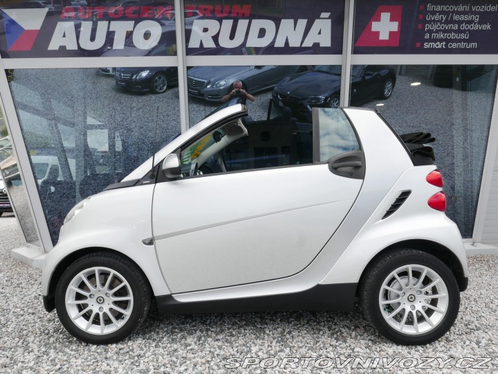 Smart Fortwo 0,8 cdi Cabrio REZERVACE 2008