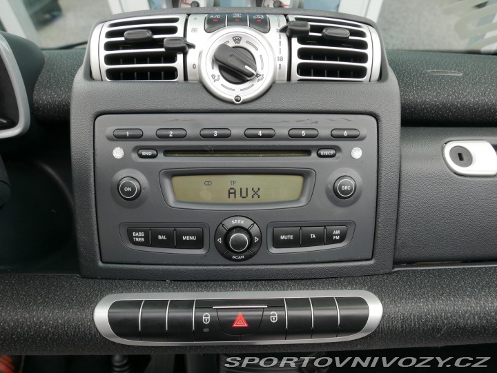 Smart Fortwo 0,8 cdi Cabrio REZERVACE 2008