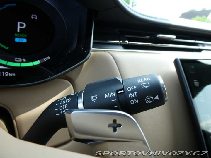 Ostatní značky Ostatní modely Land Rover Range Rover 3,0 Autobiography P550e 2025