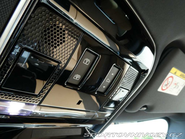 Ostatní značky Ostatní modely Land Rover Range Rover 3,0 Autobiography P550e 2025